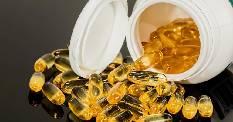 Vitamin Supplements Powder: 7 Benefits, Uses, Types & Safety Tips